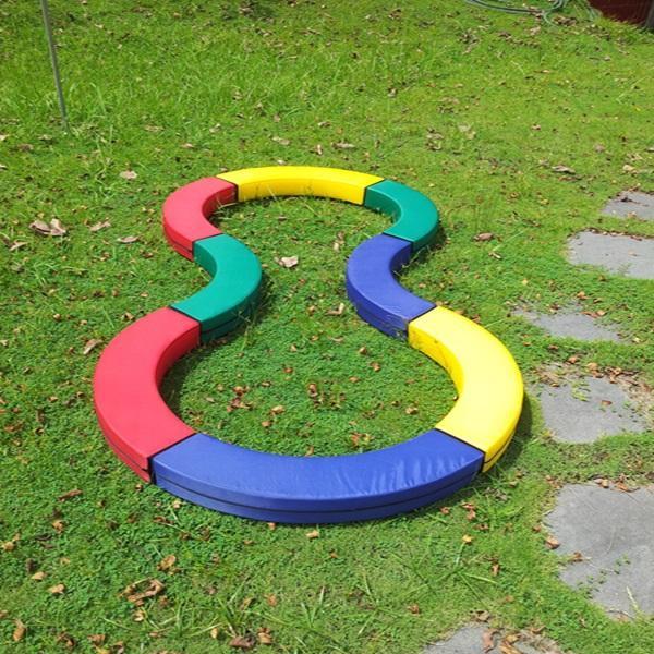 I018 Curve balance beam set of 8